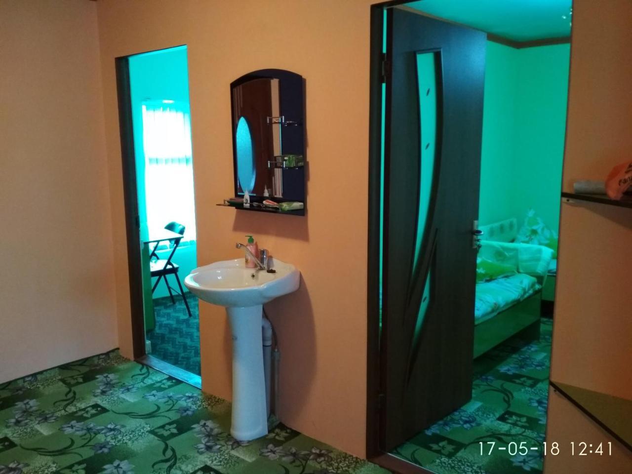 Appartement Friendship  à Arslanbob Extérieur photo